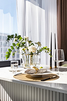 Intérieur élégant d'un appartement de St-Pétersbourg