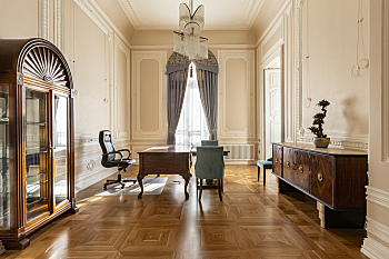 Bureau dans un bâtiment historique